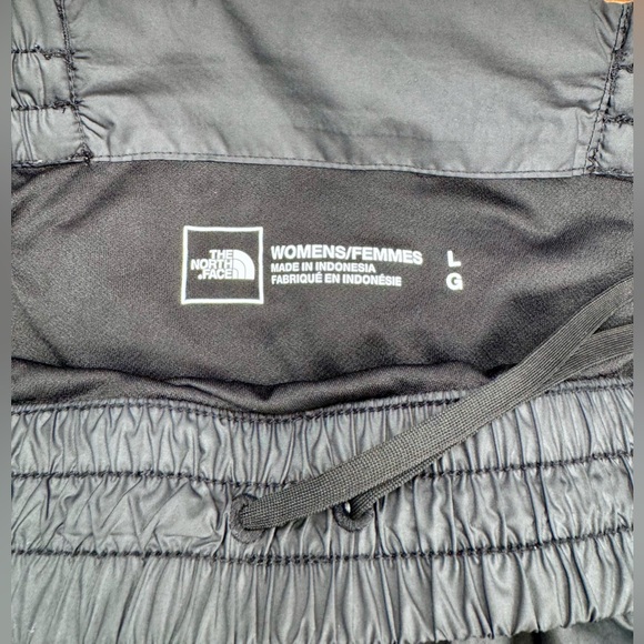 The North Face Shorts Women’s Key Pocket Elastic Waistband Running SZ L Black - Picture 5 of 5